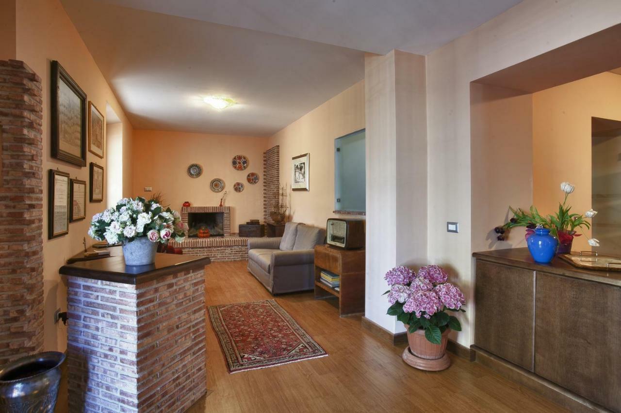B&B Al Colle Pescosolido Exterior foto